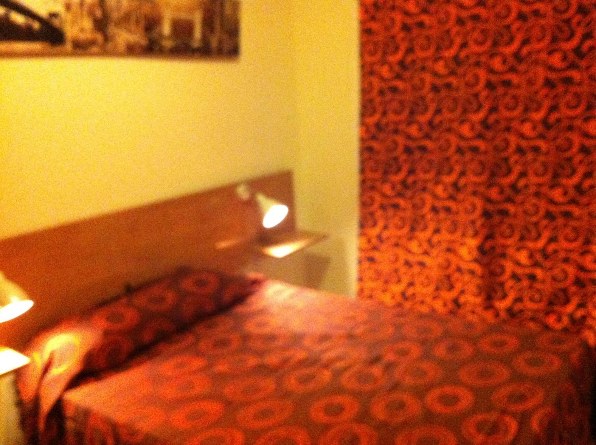 Caces Hostal Neptuno מראה חיצוני תמונה