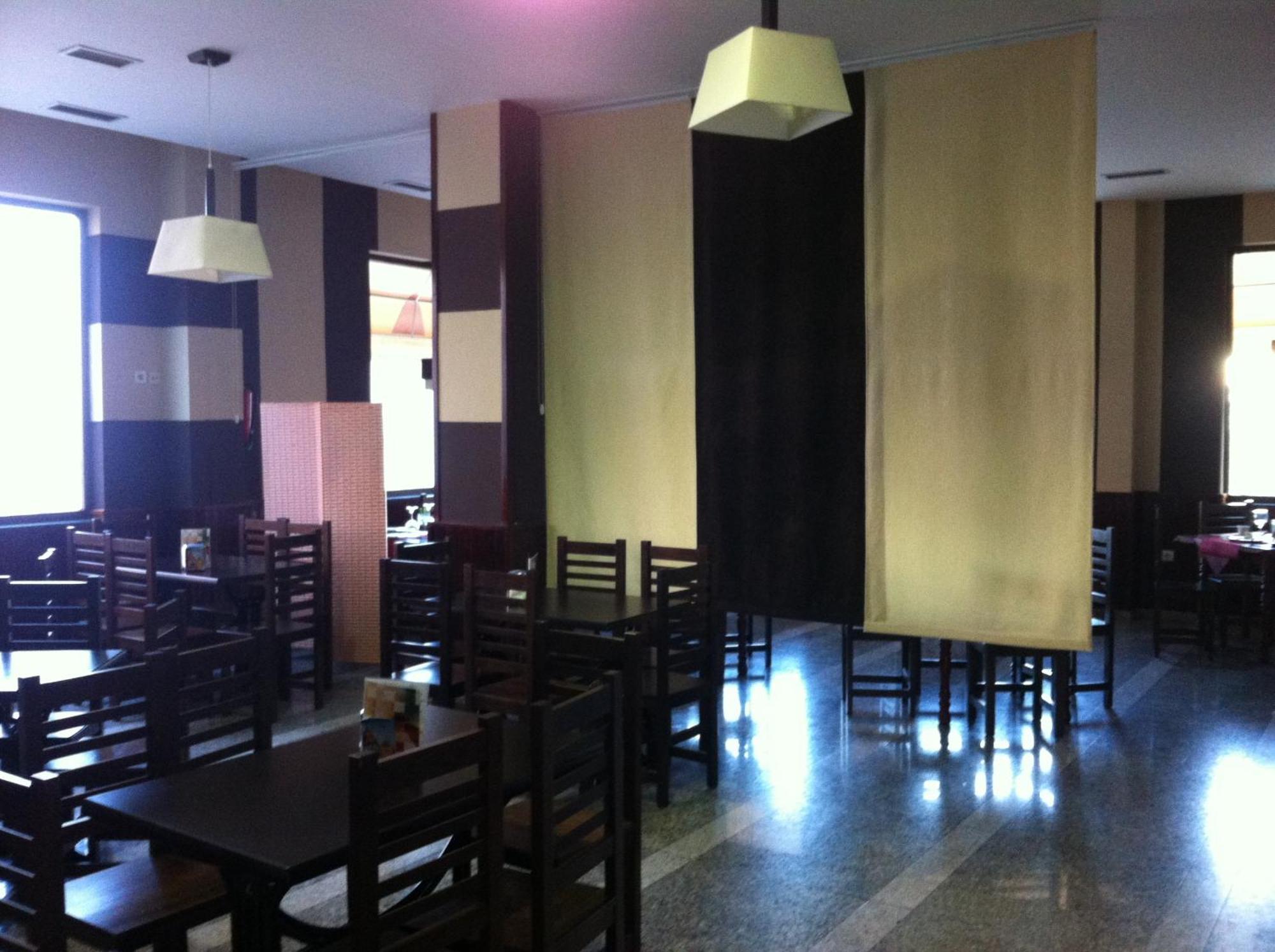 Caces Hostal Neptuno מראה חיצוני תמונה
