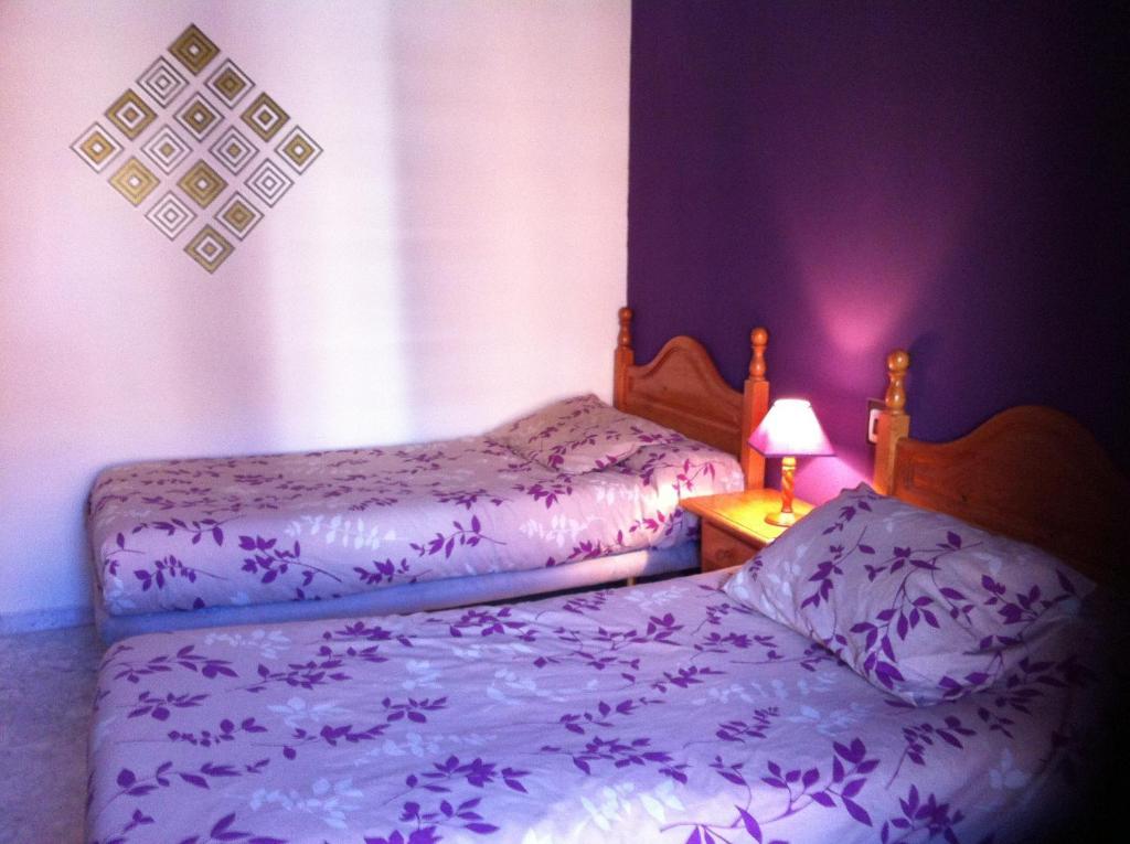 Caces Hostal Neptuno מראה חיצוני תמונה