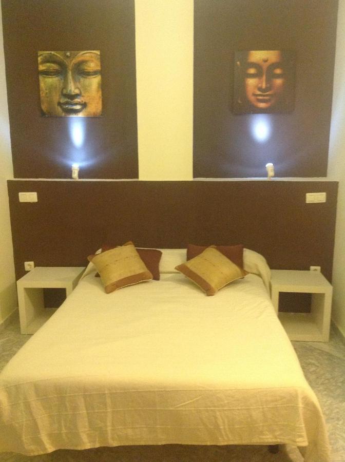 Caces Hostal Neptuno חדר תמונה